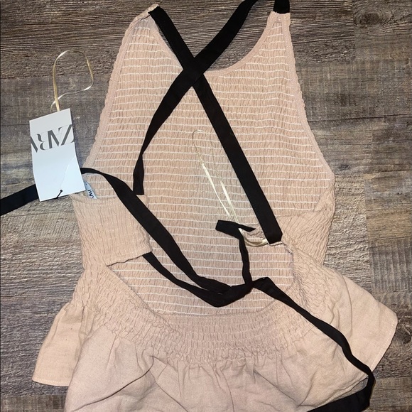 Zara Tops - Zara linen smock top open back with black straps